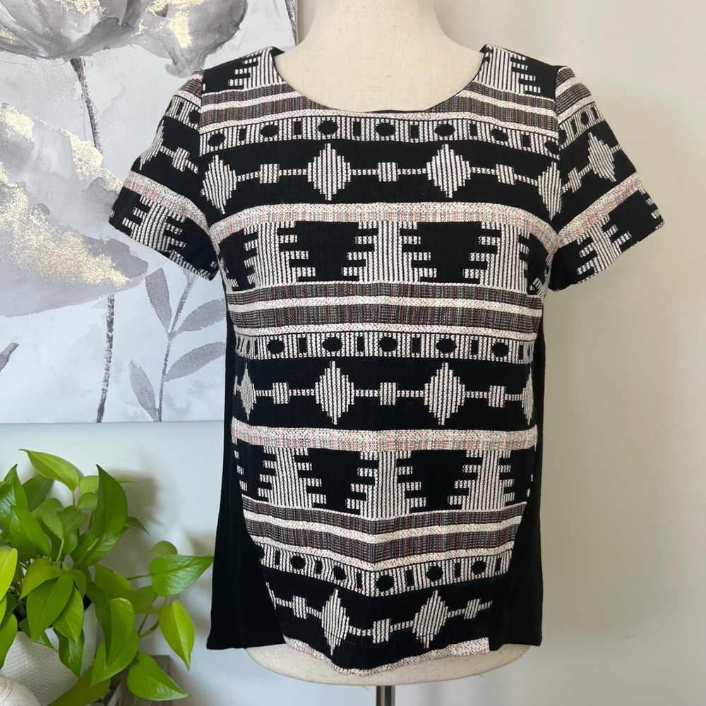 Anthropologie‎ Top Womens XS Geometric Pattern Short Sleeve Boho Aztec Western